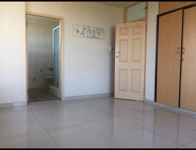 2 BEDROOM FLAT RENTED IN MUSGRAVE